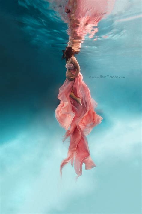 Underwater Maternity Photography Underwater Photoshoot Underwater