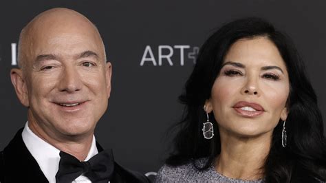 How Did Jeff Bezos And Lauren Sanchez Meet