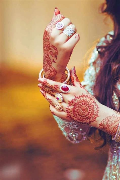Top 131 Simple Mehendi Designs For 2019 Brides Colorfulweddings