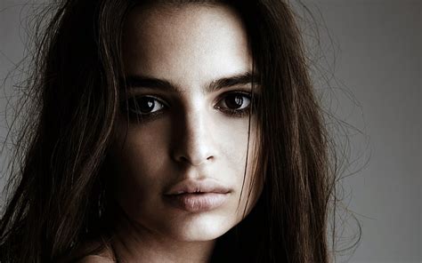 Online Crop Hd Wallpaper Emily Ratajkowski Model Actress Closeup