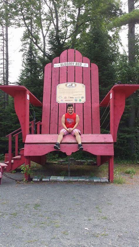 I Visited The Second Largest Chair In Canada Rmildlyinteresting