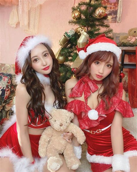 まゆぴちゅーさんのインスタグラム写真 まゆぴちゅーinstagram 「🎅🎀🎅﻿ ﻿ しほとサンタコス撮影会してたの﻿ お互いの持ってるやつ﻿ 貸しあったりして楽しかったな〜🙈💓！﻿ ﻿