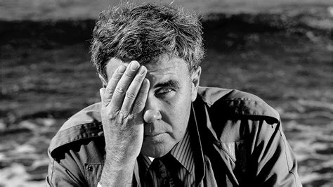 los poemas de raymond carver el cuentista que “caminó de la mano de la muerte a causa del