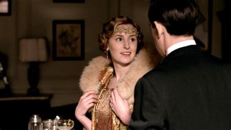 Lady Edith Marries Bertie Pelham In Emotional Downton Abbey Christmas Finale Downton Abbey
