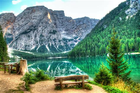 Lago Di Braies South Tyrol Explore Nature Tree Hugger Dolomites