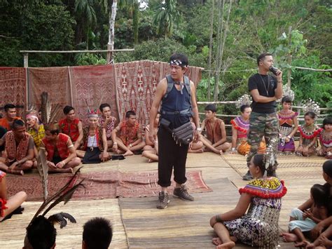 A film based on true story of sergeant kanang anak langkau, an iban warrior and the nation's most decorated war hero, who fought bravely during communist insurgency. KANANG ANAK LANGKAU (Malaysian Film) | LOCATIONS SCOUTING ...