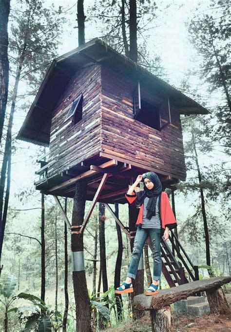 8 Amazing Treehouses In Indonesia You Can Actually Stay In