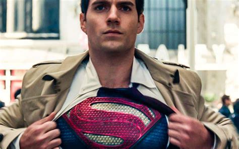 Sources confirm to variety the man of steel actor is in talks to return as clark kent in an upcoming dc comics movie. Henry Cavill Set To Return As Superman In New DC Movie ...