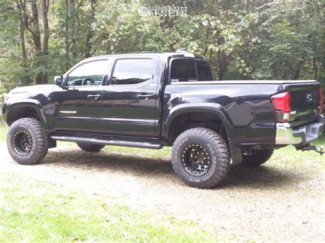 2018 Toyota Tacoma Pro Comp Series 252 Skyjacker Suspension Lift 3