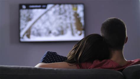 Aggregate 127 Couple Watching Tv Together Best Vn