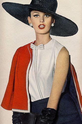 dorothea mcgowan photographed by irving penn for vogue us january 1962 vogue vintage glamour