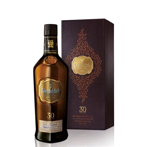The strength of this whisky is 43.0 % vol. Glenfiddich 30 Years Old | Maxxium Nederland