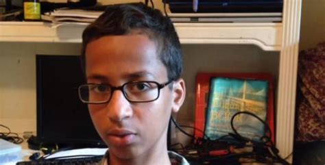 Ahmed Mohamed S Clock Is Everything Wrong With Islamophobia