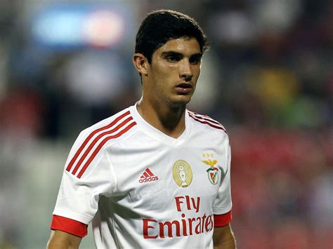 Goncalo Guedes To Manchester United Chelsea Eye Amadou Diawara