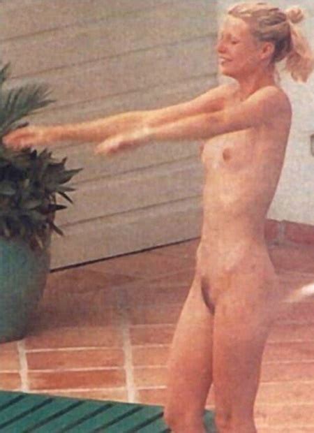 Gwyneth Paltrow Nuda Anni In Beach Babes