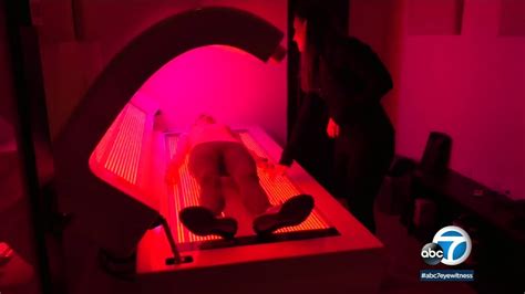 Low Level Laser Therapy Beds Help Reduce Pain And Inflammation Abc7 Youtube