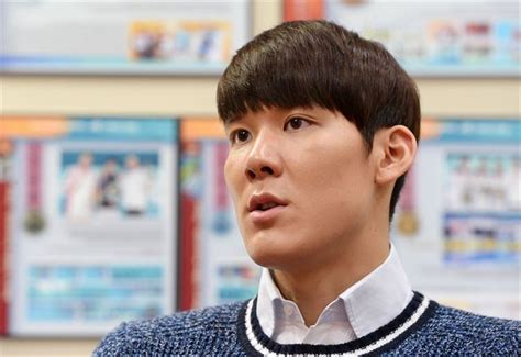 주사를 맞기 전 전문의에게 금지 약물 포함 여부를 수차례 확인했으나 전혀. 검찰, '도핑 파문' 박태환 남성호르몬 투약 확인