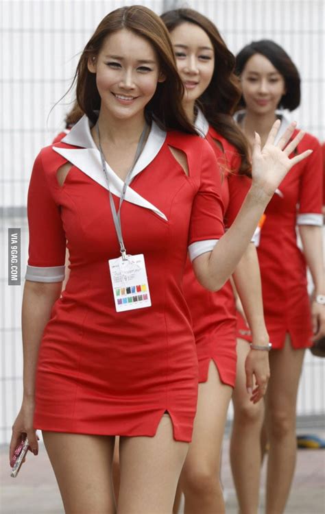 Korean Airlines Offer Customers Swatches To Choose Their Cabin Crews Uniform Colours 9gag