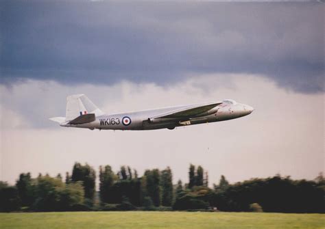 Record-setting Canberra to be restored to flight - FLYER