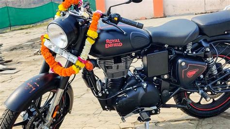 In fact, the company is reportedly gearing up to launch one bike every three months. Royal Enfield Has 95% Market Share In 251cc To 500cc ...
