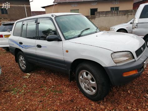Archive Toyota Rav4 1998 Cabriolet White In Kampala Cars Caltic