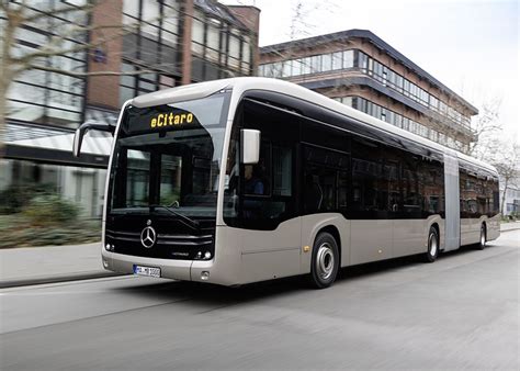 Elektromobilit T Im Fokus Daimler Buses Auf Der Messe Bus Bus In