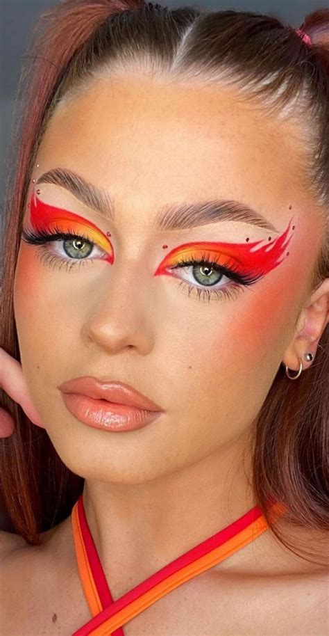 Creative Eye Makeup Art Ideas You Should Try Hot Flame