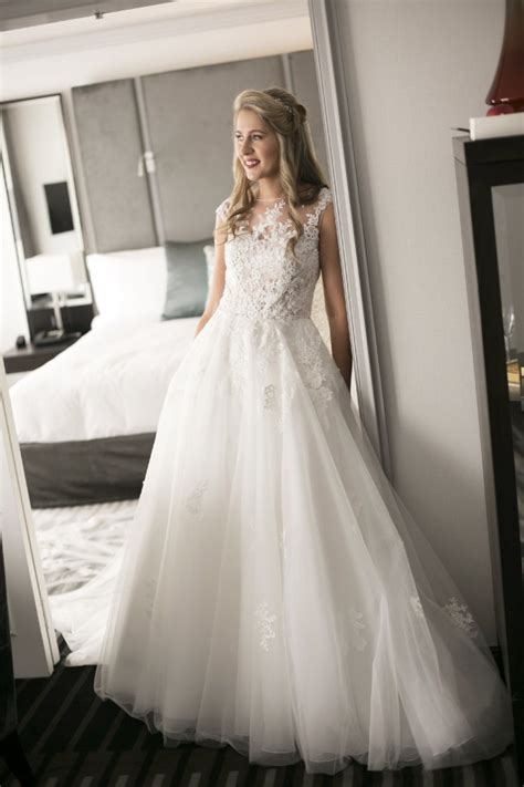 Designer Pronovias Sku Ofelia Velace Bridal Wedding Dresses