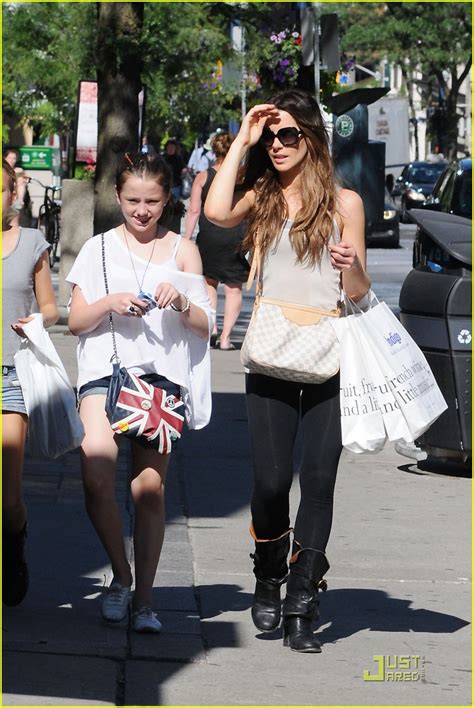 Kate Beckinsale Shopping With Lily Photo 2561429 Celebrity Babies