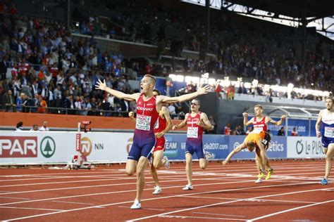 Henrik ingebrigtsen 800 meter race. Filip Ingebrigtsen won gold medal in 1500 m in the ...