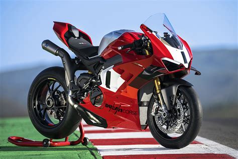 2023 Ducati Panigale V4 R Superbike Hiconsumption