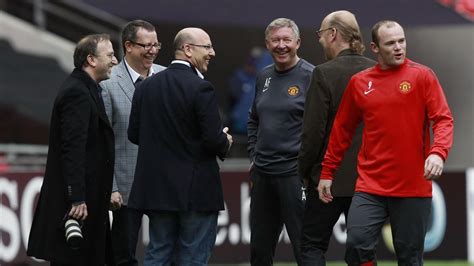 Man United Fans Cυrse Wayne Rooney After Club Legend Praises Glazers