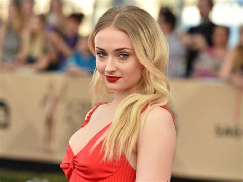 Game Of Thrones Sophie Turner Says The Show Was Her