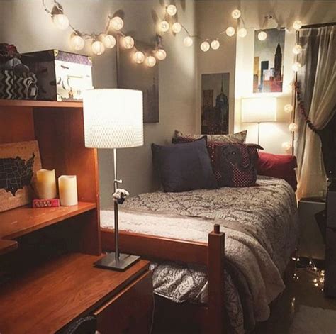 40 Beautiful Minimalist Dorm Room Decor Ideas On A Budget 43 Dorm