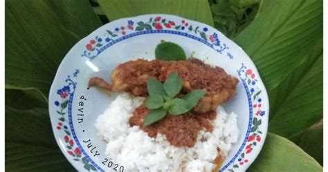 Resep tempe penyet sambal bawang mantul bu yun kali ini mau bikin tempe penyet yang super enak dan manteb banget pecinta kuliner kaki lima street food lover ayo simak videonya bahan : 40 resep sambal madura enak dan sederhana ala rumahan ...