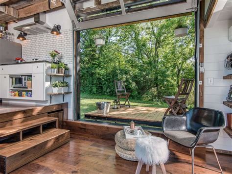 See Inside The Rustic Glam Luxury Tiny Home With 246