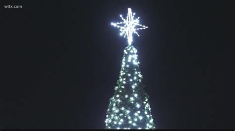 Forest Acres celebrates successful year at annual tree lighting | wltx.com