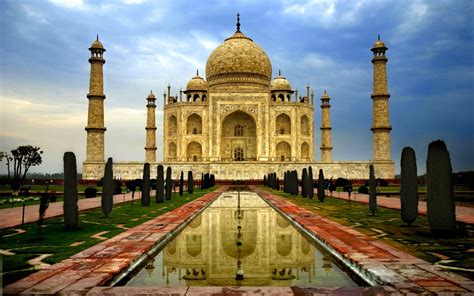 Traveleze 5 Most Magnificent Monuments Of The World