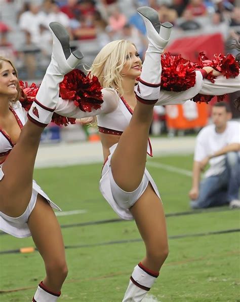 cheerleader of the week cheerleading arizona cardinals cheerleaders nfl cheerleaders