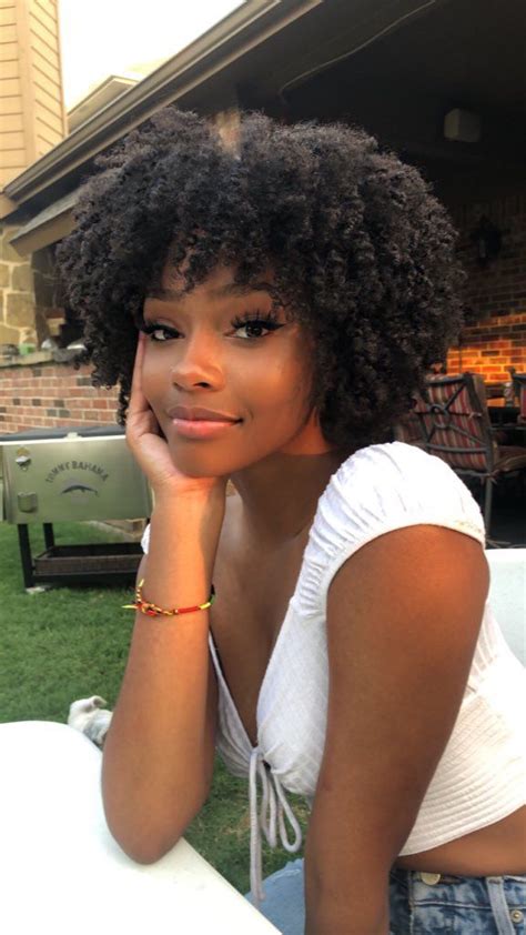𝗠𝗘𝗟𝗔𝗡𝗜𝗡 𝗚𝗢𝗗𝗗𝗘𝗦𝗦 🏾 On Twitter Sitting Real Pretty 🧚🏽‍♂️ 4c Hairstyles Black Girls
