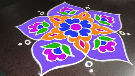These simple artwork are available in diverse artistic mediums, sizes, and styles. Easy Rangoli Designs with Simple Kolam Rangoli Art ...