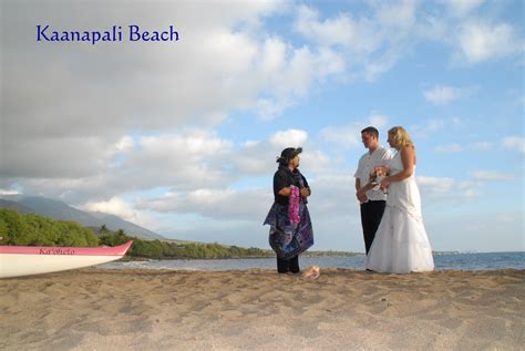 Our guests praise the comfy rooms in our reviews. Maui Wedding Photos - Kaanapali Beach