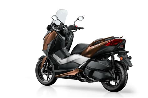 This site is here for one simple purpose, to let you resize pictures. New Yamaha X-MAX 300 revealed | Visordown