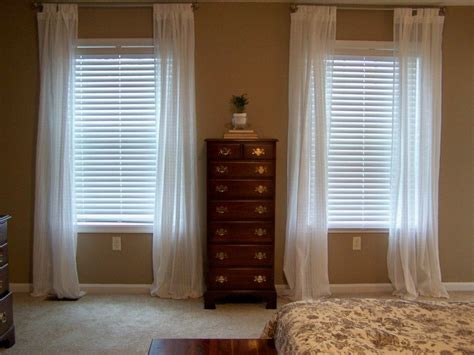 Sometimes it will hard for us to decorate our small bedroom another problem is choosing the perfect curtain for small windows. Curtains For Two Narrow Windows | Small window curtains ...