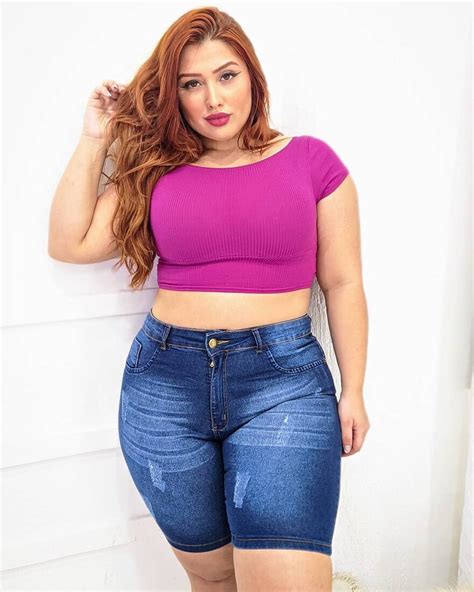 Bella A Beautiful Ginger From Brazil Plus Size Models Curvage