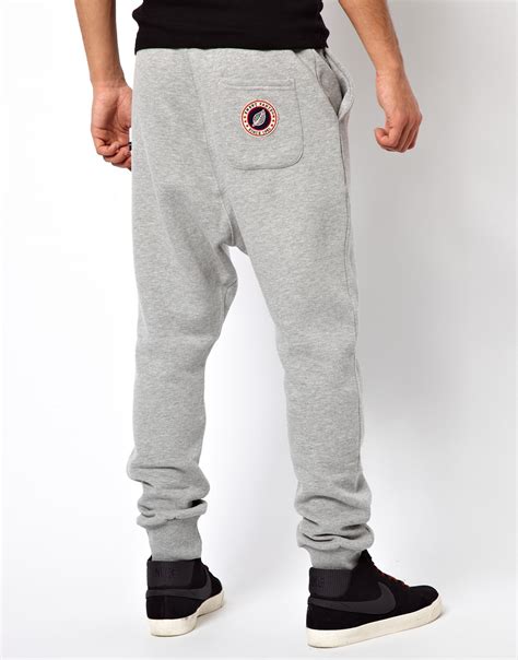 A loose cut around the thigh with a narrow shape through the leg feels very comfortable even during the hottest days. Lyst - Sweet Pants Sweatpants in Loose Fit in Gray for Men