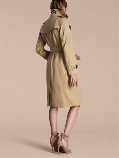 the kensington extra long heritage trench coat honey burberry