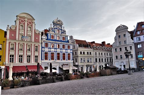 Stare miasto is a municipal neighbourhood of the city of szczecin, poland, situated on the left bank of the oder river. Zdjęcia: Szczecin, Zachodniopomorskie, Szczecin, rynek, POLSKA