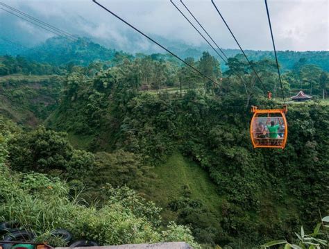 Naik Gondola Melewati Jurang Di Dusun Girpasang Klaten