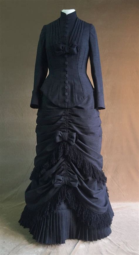 Victorian Dress 1880 Day Dress Walking Dress Etsy Walking Dress Victorian Dress Day Dresses